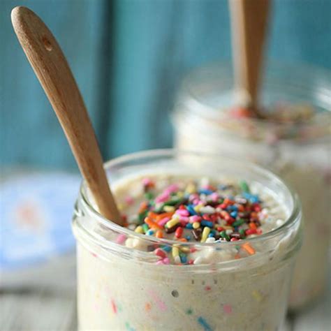 Overnight cake batter protein oatmeal. 20 Epic Overnight Oats Recipes That Will Change Your Life ...