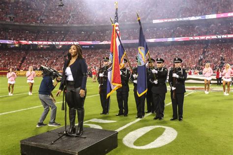 erica campbell sings national anthem at arrowhead stadium 2022 kc concerts