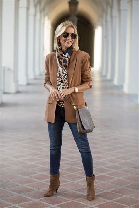 fall outfits older women 2023