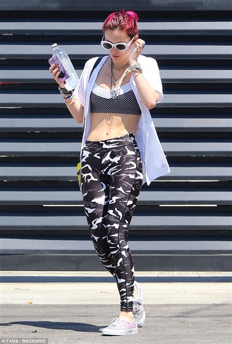 Bella Thorne Flashes Toned Midriff In Patterned Sports Bra Fow News
