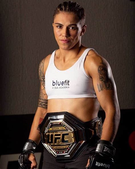 Latest on jessica andrade including news, stats, videos, highlights and more on espn. UFC: New ufc champion jessica andrade poses nude with... | MARCA English