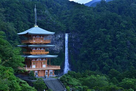 Nachi Falls The Best Scenic Waterfalls In Japan Japan Web Magazine