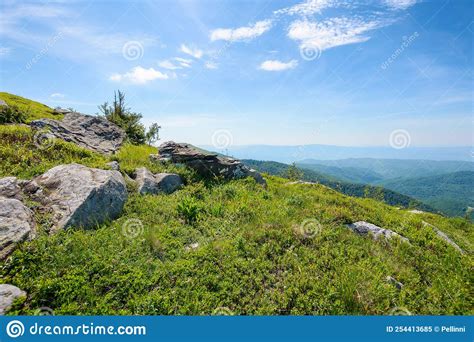 Mountain Scenery In Summer Stock Image Image Of Beauty 254413685