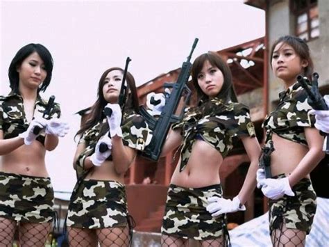 Beautiful And Sexy Girls From The Chinese Army Women Army