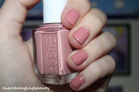 Ever Changing Beauty It S My Th Post With Essie S Eternal Optimist
