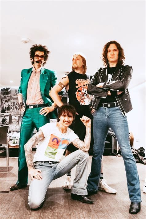 The Darkness Announce North American Dates Of Permission To Land 20