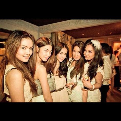 Callox เอมมี่ มรกต หุ่นสวย, เทศบาลนครนนทบุรี. สุดเริ่ด! ชมภาพปาร์ตี้วันเกิด เอมมี่ มรกต สุดอลังกาล