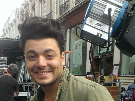 PHOTOS Kev Adams Sur Le Tournage D Amis Publics N1 Closer