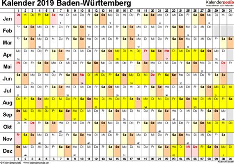 Zum ferienkalender für die ferien 2021. Jahreskalender 2021 Zum Ausdrucken Kostenlos Baden ...