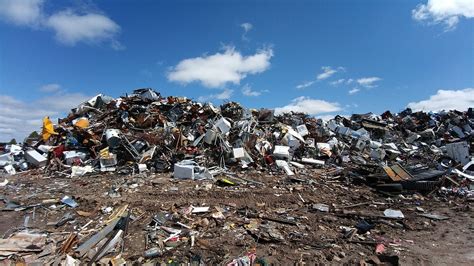 Living In Landfills Poverty In The Developing World The Borgen Project