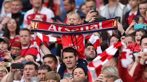 Top Ten Best Arsenal Chants With Lyrics Gooners Gunners Arsenal