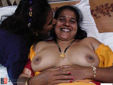 INDIAN MOTHER Babe ZB Porn