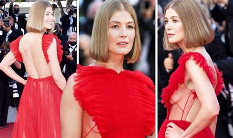 Rosamund Pike 42 Risks Wardrobe Malfunction As She Flashes Cleavage
