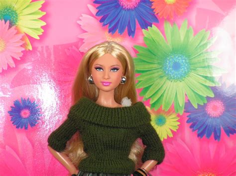 Royalty Girl Barbie Basics Collection 003 Model No 04 Goddess
