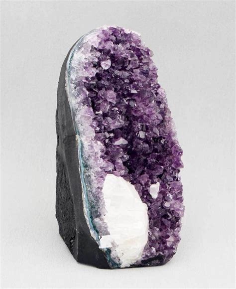 Amethyst Geode With White Calcite Amethyst Geode Amethyst Crystals