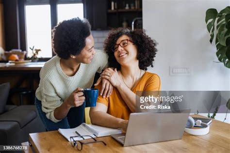 Middle Aged Couple Having Coffee Photos And Premium High Res Pictures Getty Images