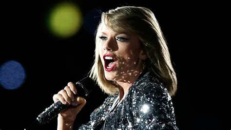Taylor Swifts New Album ‘reputation 5 Fast Facts You Need To Know