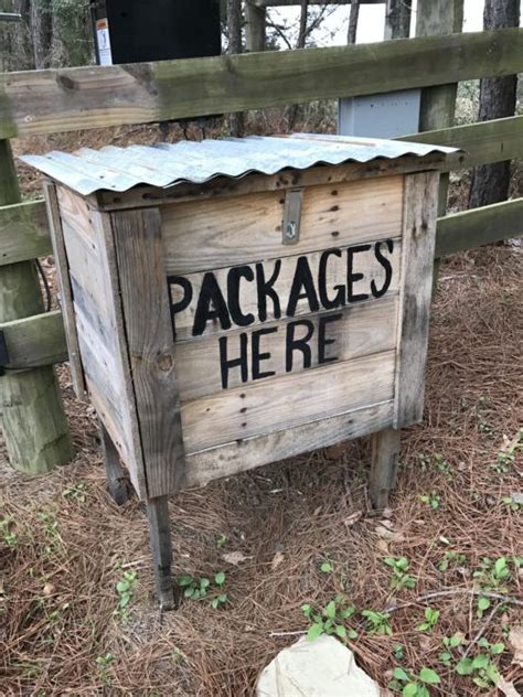 Maybe you would like to learn more about one of these? How to make a Parcel Box from Pallets - County Road 407