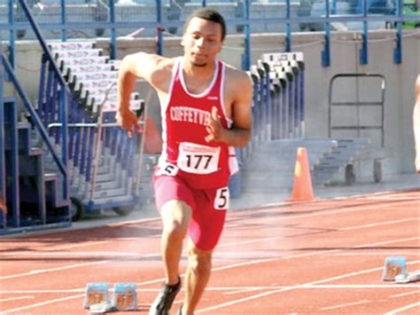 He won the silver medal in the 200 m and bronze medals in both the 100 m and 4×100 m relay at the 20. The Speed Academy's Andre De Grasse heading to USC | DurhamRegion.com