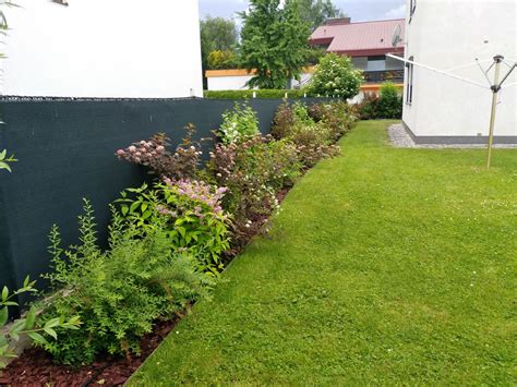 Je nach art, wächst die natürliche hecke ca. Sichtschutz Immergrün Schmal - landezuma.be