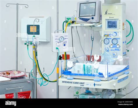 Neonatal Intensive Care Unit With Resuscitation Device Vital Signs