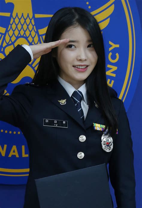 Most People Dont Know It But Iu Was Actually Licensed As A Legit Police Officer Koreaboo