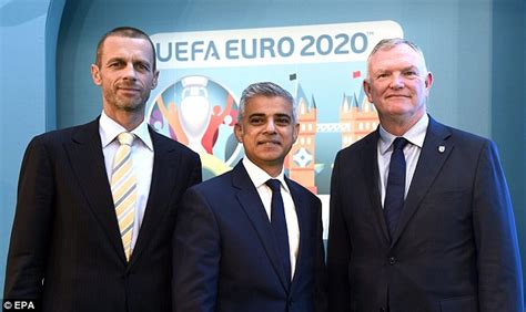 ^ euro 2028 in italia: England keen to host Euro 2028 as FA chairman Greg Clarke ...