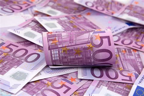 Beschreibung von gutschein über 500 euro. Billets Et Pièces En Euros À Imprimer - PrimaNYC.com