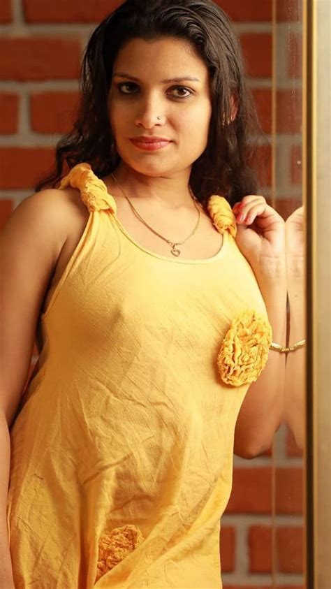 Reshmi Nair Mallu Actress Model Hd Phone Wallpaper Peakpx