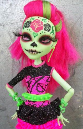 Monster High Custom Day Of The Dead Venus Ooak Repaint Ebay Monster