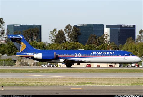 Boeing 717 2bl Midwest Airlines Aviation Photo 1007432