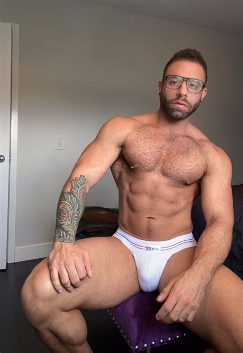 Eddy Ceetee Shares His Top Tips For Power Bottoms Daily Squirt