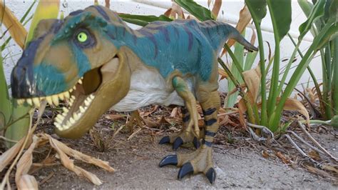 Kenner The Lost World Jurassic Park Series 1 Bull T Rex Youtube