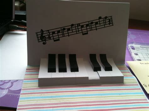 Pop up piano card