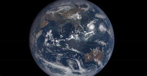 New Nasa Website Gives Stunning Daily View Of Earth From Dscovr Satellite Wired Uk