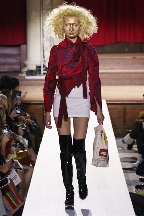 Vivienne Westwood Fall 2019 Ready To Wear Collection Vogue Style