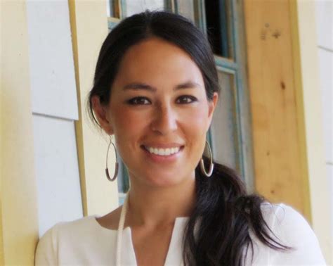 Joanna Gaines Bio Net Worth Height Age Married Husband And Children