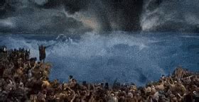 Moses Parting The Red Sea GIF Moses Parting The Red Sea Descubre