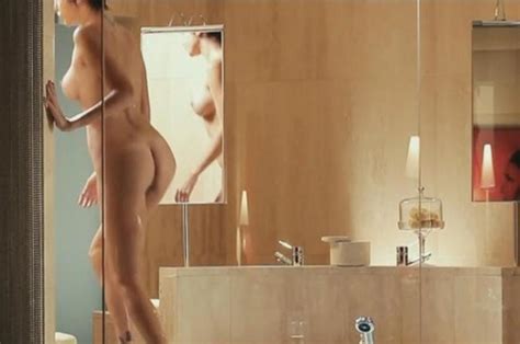 Naked Belen Rodríguez In Se Sei Così Ti Dico Sì