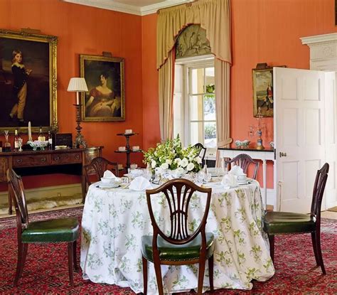 The crimson dining room in the cottage at badminton was decorated by tom parr for the somersets before david somerset became duke of beaufort and the family decamped to badminton house. 15 Most Charming English Country Dining Room Decor Ideas