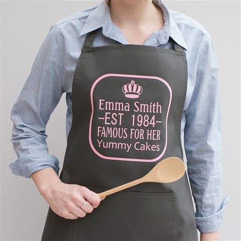 personalised queen   kitchen apron  sparks  daughters notonthehighstreetcom
