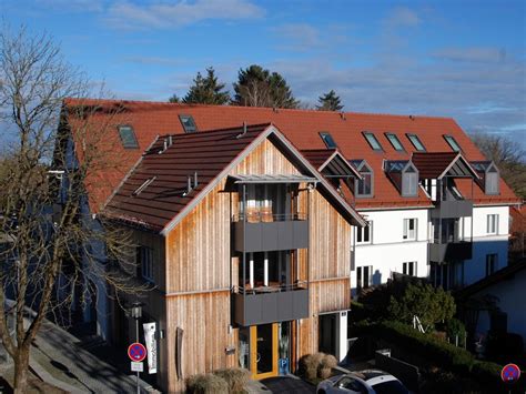 Günstige wohnung in deisenhofen b münchen mieten. Wohn- und Geschäftsgebäude im Zentrum von 82041 ...