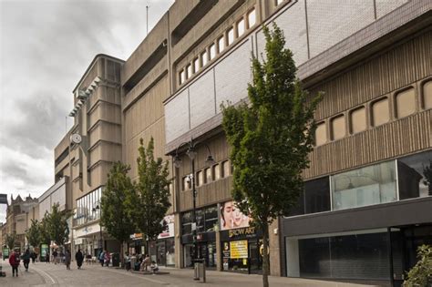 Bradford Council To Demolish 46 Year Old Brutalist Shopping Centre