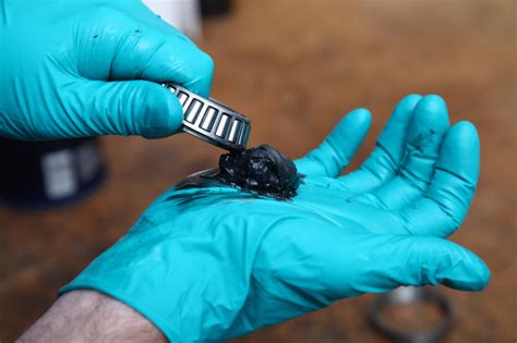 It is equally important to know how you can identify that. How to pack wheel bearings - Moss Motoring