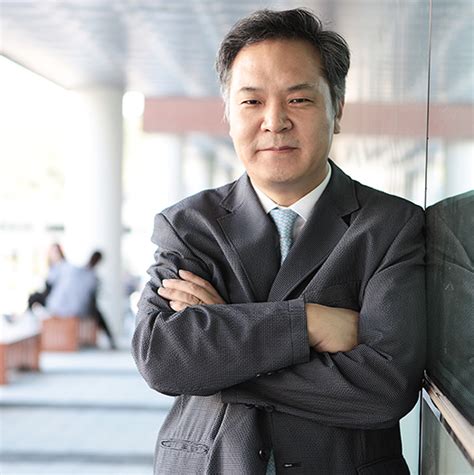 의료진 이야기 모야모야병과 소아 뇌전증 치료의 일인자 김동석 교수 의료진 이야기 파킨슨병 환자들의 미더운 동반자. 최준혁 교수 | 김포대학교