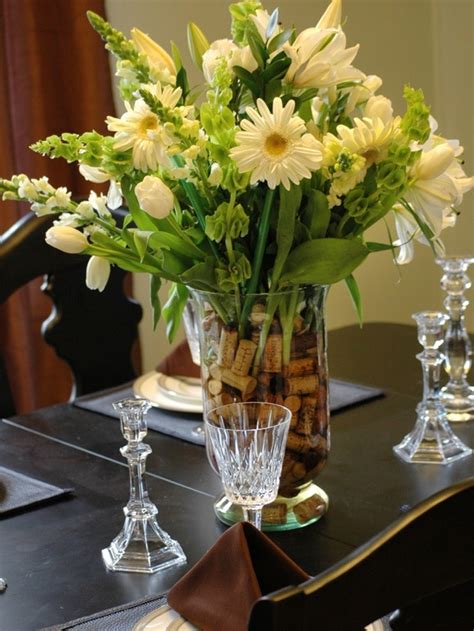 Exquisite Dining Room Table Centerpieces For A Complete Experience