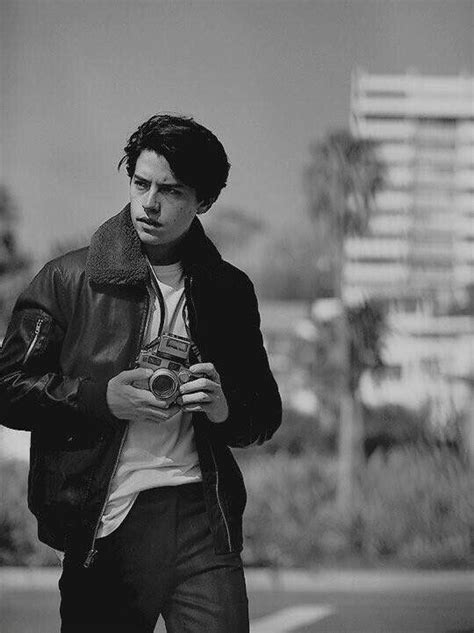 Cole Sprouse Camera Black And White Cole Sprouse Riverdale Cole