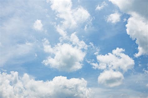 Premium Photo Clouds And Sky With Blurred Pattern Background