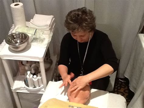 Receiving A Bellanina Facelift Massage Is A Great Way To Keep Your Skin Glowing Your Trained