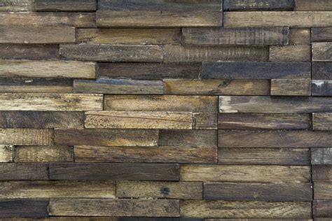 Werfen sie einen blick in die anleitung des herstellers, bevor sie sich für ein system entscheiden. Wandverkleidung aus Holz - DER FLIESENONKEL